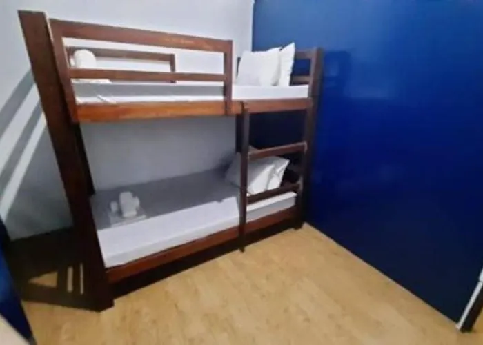 Escolta'S Homey Lodge